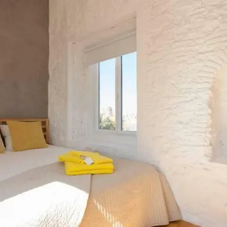 Alfama Riverview Apartment