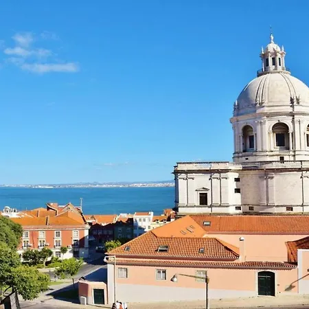 Alfama Riverview Daire *